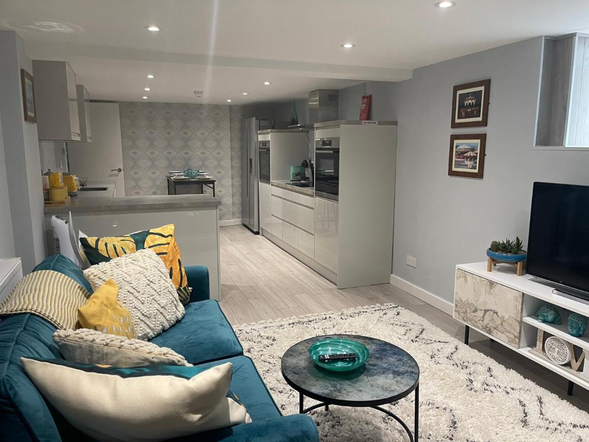 Entire 2 Bed Flat With Garden, Located Near Beach Διαμέρισμα Μπράιτον Εξωτερικό φωτογραφία